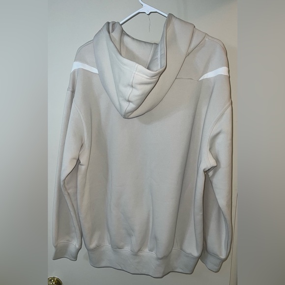 Nike oversized women’s hoodie - size small - Picture 4 of 7